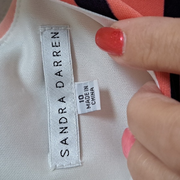 Sandra Darren Striped Pleated  Business/Casual Dress. Size 10 NWT - Picture 10 of 11